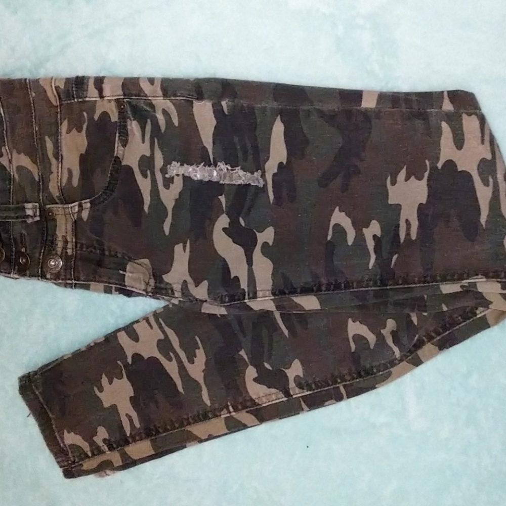 Camo jeans
